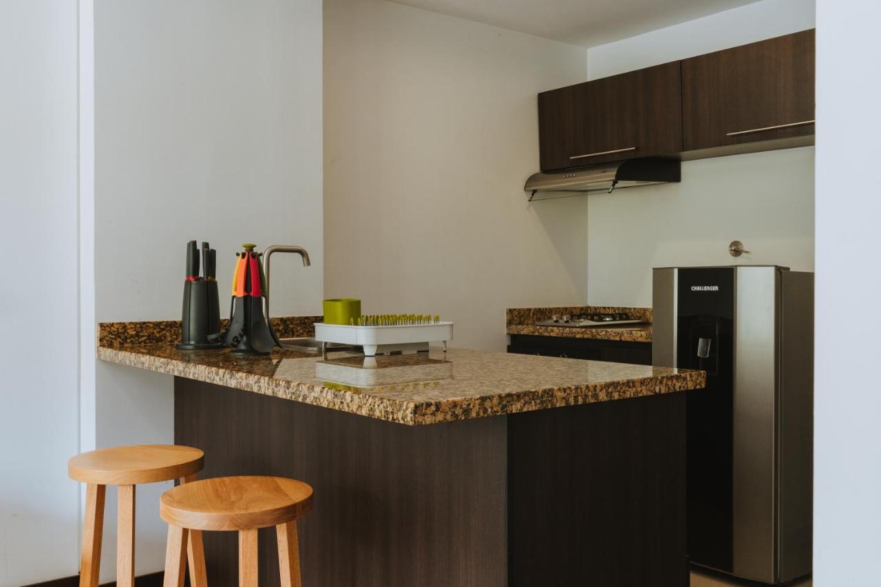 Travelers Rio Verde Living Suites Rionegro Buitenkant foto