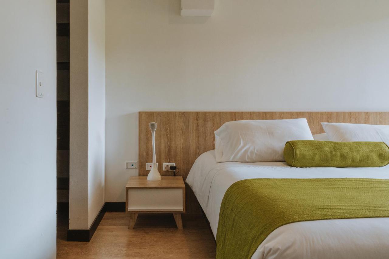Travelers Rio Verde Living Suites Rionegro Buitenkant foto