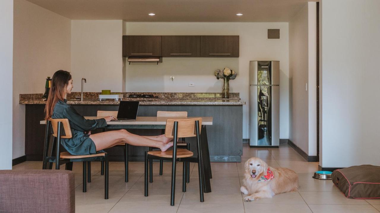 Travelers Rio Verde Living Suites Rionegro Buitenkant foto