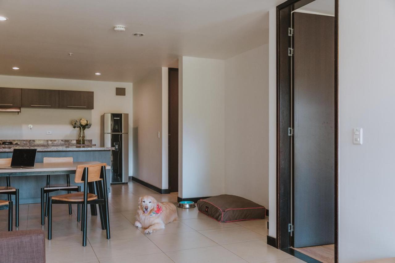 Travelers Rio Verde Living Suites Rionegro Buitenkant foto