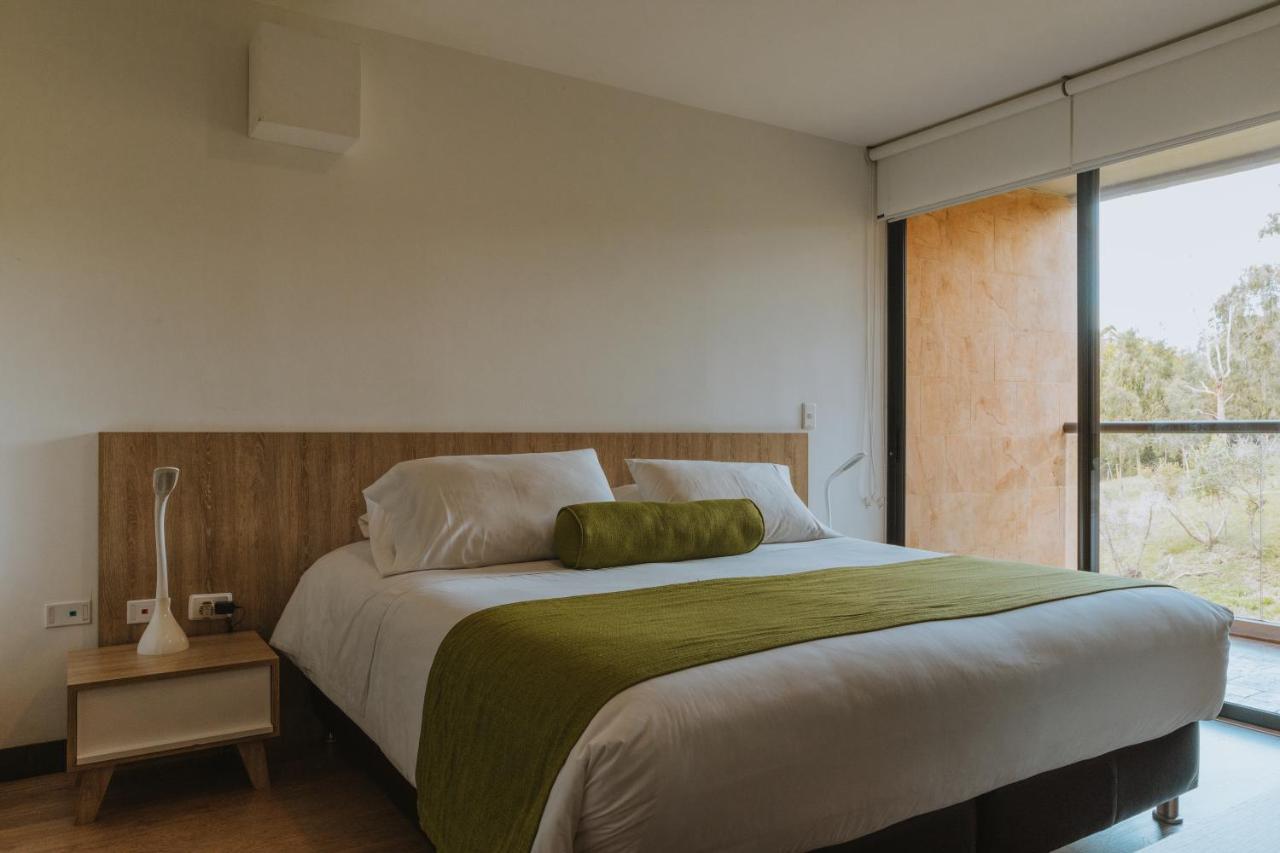Travelers Rio Verde Living Suites Rionegro Buitenkant foto