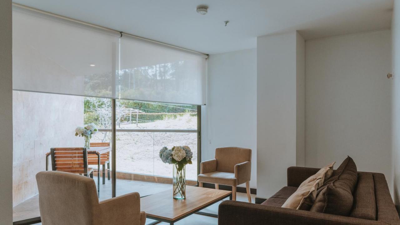 Travelers Rio Verde Living Suites Rionegro Buitenkant foto