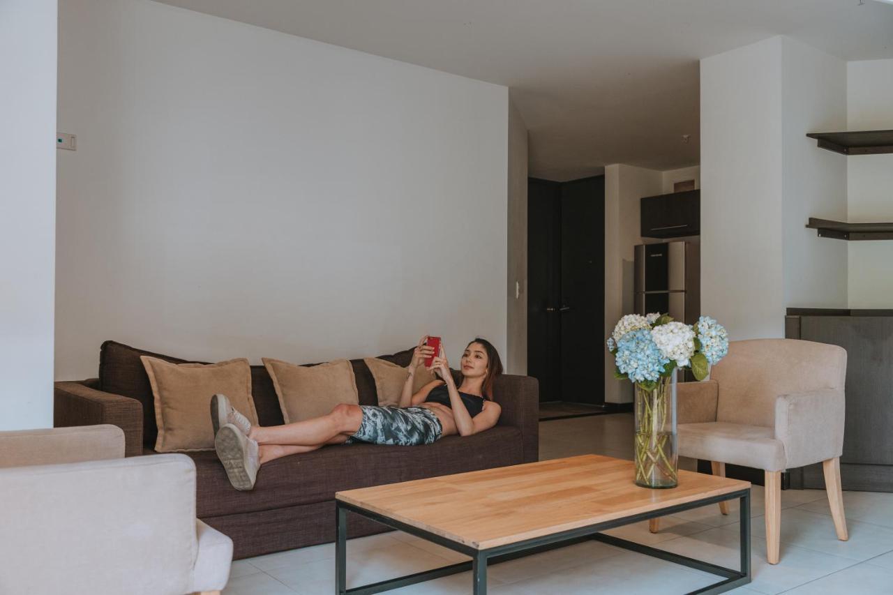 Travelers Rio Verde Living Suites Rionegro Buitenkant foto