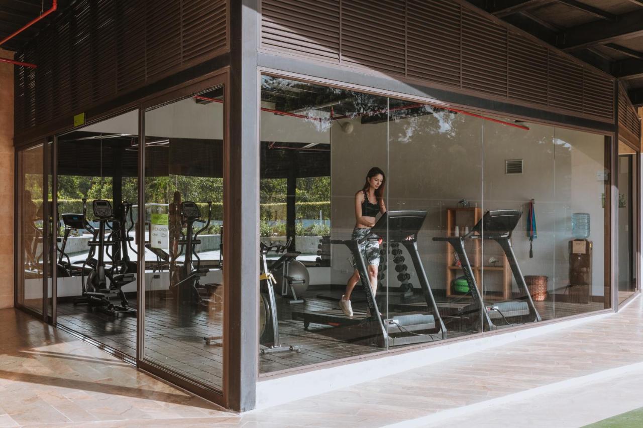 Travelers Rio Verde Living Suites Rionegro Buitenkant foto